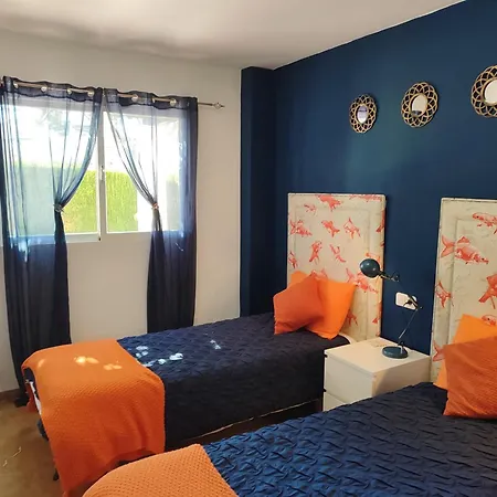2 Bedroom, Sea Front Complex W Pool And Private Garden Jávea