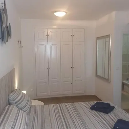 アパート 2 Bedroom, Sea Front Complex W Pool And Private Garden Jávea
